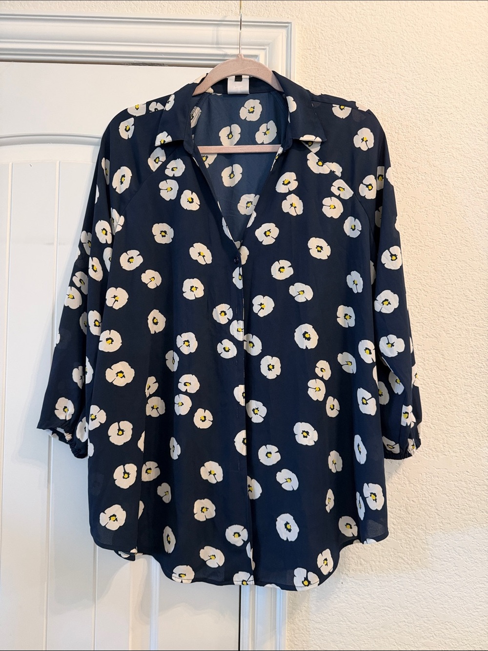 CABI Women's Navy Floral Button-Up Blouse, Sz M